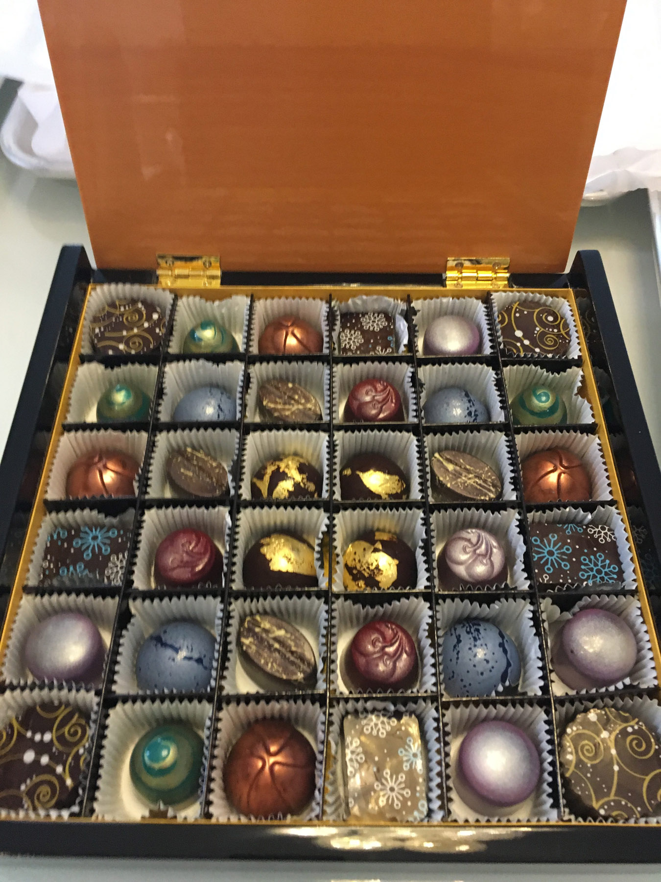 BonBon Holiday Connoisseur Box